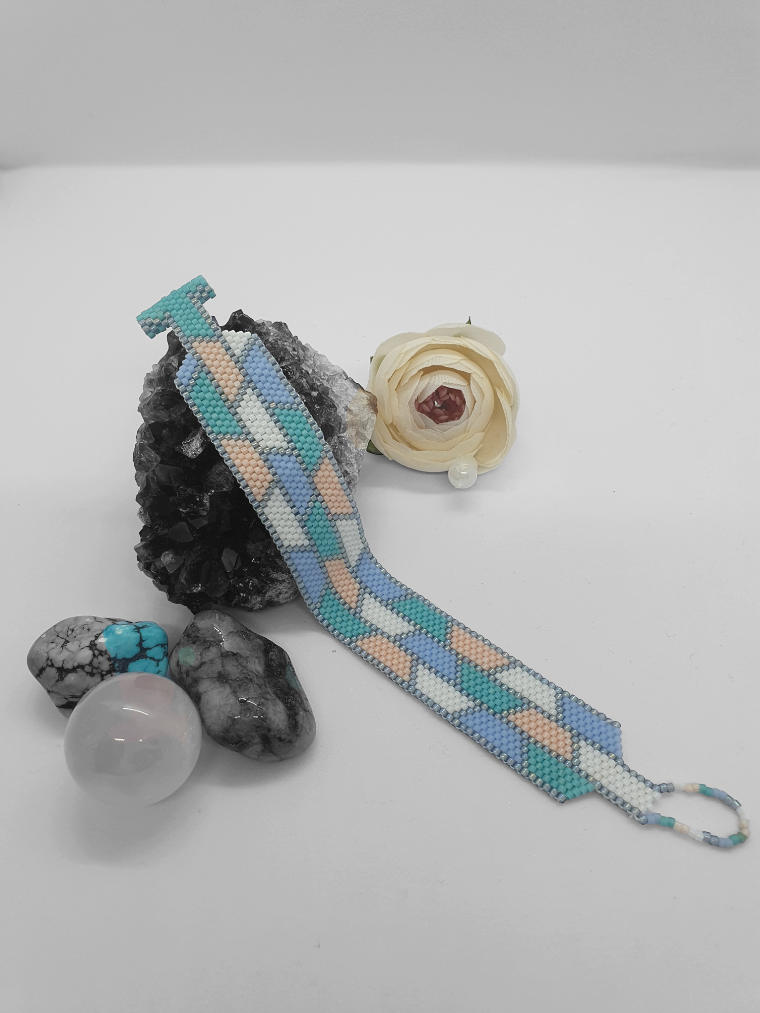 Pastel Renkli Geometrik Desenli El Yapımı Bileklik